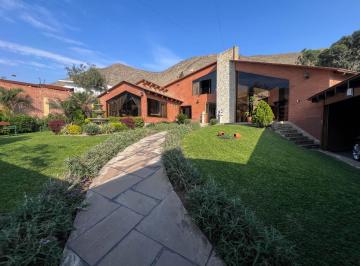 Casa · 507m² · 4 Dormitorios · 4 Estacionamientos · Venta de Casa en La Planicie Molina
