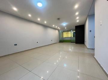Departamento de 2 habitaciones, Lima · Departamento Y/o Oficina en Alquiler en Primer Piso + Cochera - Distrito de San Luis - Frente a Parque
