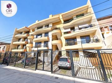 Departamento · 109m² · 3 Dormitorios · 1 Estacionamiento · Alquiler de Departamento Amoblado en Tercer Piso