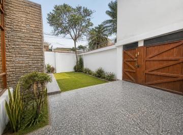 Casa de 5 habitaciones, Lima · Casa en Alquiler – 360 m² | Av Las Artes Norte