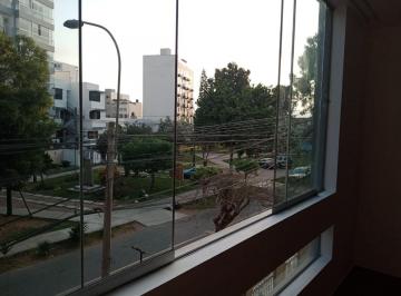 Departamento de 3 habitaciones, Lima · Amplio y Excelentemente Ubicado Dpto Frente a Parque 3dorm + 2baños + 1cochera