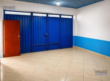 Local comercial · 90m² · 1 Estacionamiento · Local Comercial de 03 Pisos con Doble Frente (Doble Ingreso)