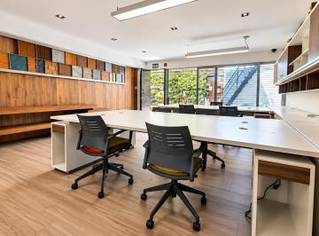 Oficina comercial , Lima · Moderna Oficina con 2 Estacionamientos en Raul Ferrero - La Molina