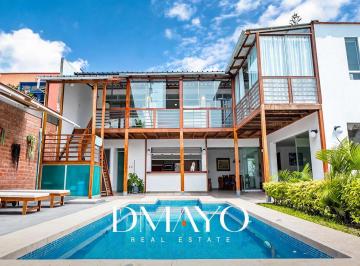 Casa · 387m² · 4 Dormitorios · 2 Estacionamientos · Venta Casa Lurín, Pulpos de 4 Cuartos con Piscina, Terraza y Zona de Parrilla.
