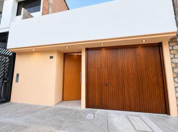 Casa de 2 habitaciones, Lima · Alquilo Casa