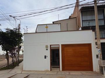 Casa de 4 habitaciones, Chiclayo · Casa de 160 m² con 4 Habitaciones en Venta en Chiclayo