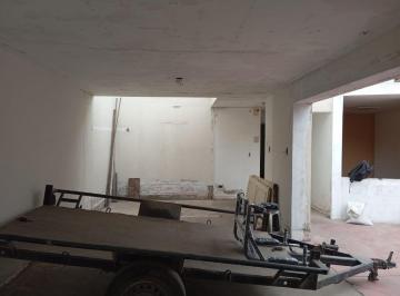 Casa de 3 habitaciones, Lima · Casa de 151 m², de 3 Ambientes y 2 Baños, Estacionamiento en Alquiler en San Borja, Cerca Inen