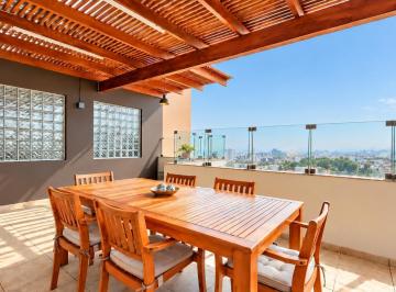 Departamento · 134m² · 3 Dormitorios · 2 Estacionamientos · Venta Departamento Dúplex Surco Casuarinas Sur 3 Dorm Terraza y 2estac 161 m² Pisos 6y7