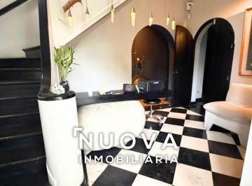 Casa · 350m² · 8 Dormitorios · Hermosa Casa en Venta en Miraflores