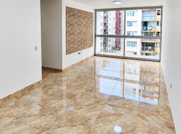 Departamento · 71m² · 3 Dormitorios · 1 Estacionamiento · Exclusivo y Remodelado en Piso 7 con Club House Completo y Cochera