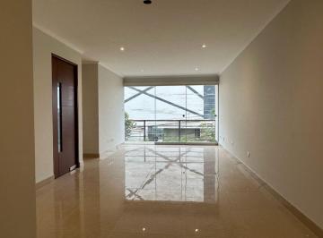 Departamento de 2 habitaciones, Lima · Excelente Ubicacion con Balcon Vista Exterior