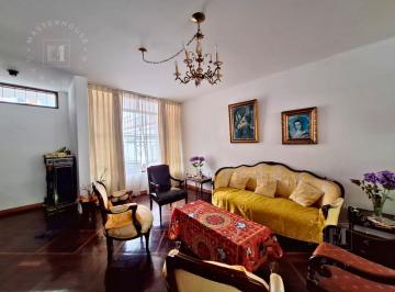 Casa · 220m² · 4 Dormitorios · 3 Estacionamientos · Casa en Venta en Urb. Maranga - San Miguel