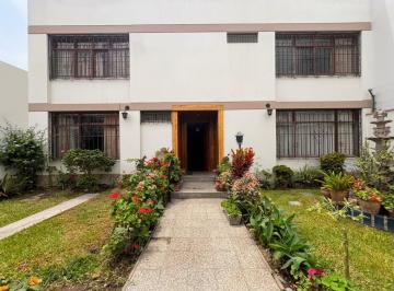 Casa de 6 habitaciones, Lima · Casa de 305.90 m² con 6 Dorm. en Venta en Las Magnolias