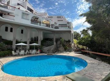 Departamento · 366m² · 3 Dormitorios · 2 Estacionamientos · Vendo Lindo Departamento Duplex en Av Cerros de Camacho, Piso 5, Surco
