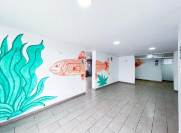 Local comercial · 165m² · 2 Estacionamientos · Local Comercial en Plena Av Primavera - Surco