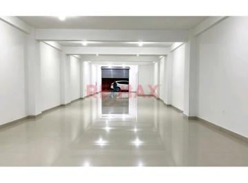 Local comercial · 180m² · Alquiler de Local en San Juan de Lurigancho