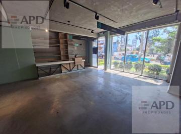 Local comercial · 79m² · Alquiler de Local Comercial en Lince