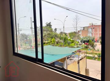 Casa de 3 habitaciones, Lima · Casa en Venta Frente a Parque en Alameda del Norte Carabayllo