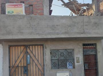 Casa de 4 habitaciones, Santa · Ocasión por Urgencia