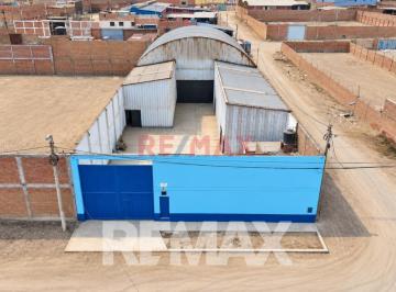 Nave industrial · 800m² · 3 Dormitorios · Alquiler de Local Industrial en Ancon