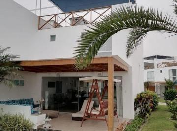 Casa de 4 habitaciones, Cañete · Casa en Esquina Condominio Asia del Mar