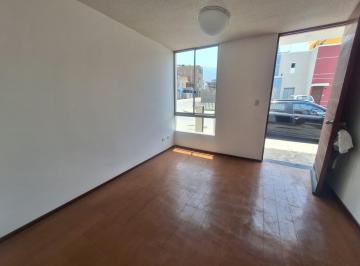 Casa · 100m² · 3 Dormitorios · 1 Estacionamiento · Casa en Venta de 2 Pisos Más Azotea en Villaclub III – Carabayllo