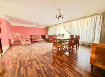 Casa de 4 habitaciones, Lima · Casa en Venta Como Terreno en San Borja – 300 m² | Ideal Para Remodelar