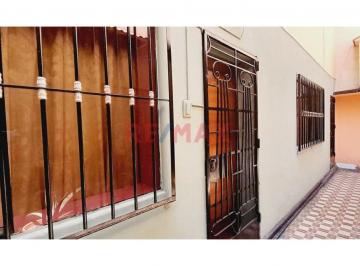 Casa · 60m² · 2 Dormitorios · La Victoria - Venta de Departamento en Zona Comercial