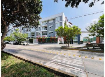 Departamento de 4 habitaciones, Lima · Hermoso Departamento en Venta Rodeado de Parques y Jardines