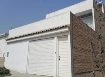 Casa de 4 habitaciones, Lima · Remato Casa de 4 Pisos, 287 m², Amobalada.