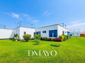 Casa · 134m² · 4 Dormitorios · 2 Estacionamientos · Vendo Casa en Gaviotas, Conecta con Todo El Boulevard de Asia, Amplio Espacio Social 3 Dorm.