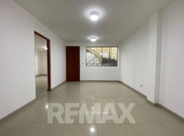 Departamento · 94m² · 3 Dormitorios · Venta de Departamento en Los Olivos 3er Piso