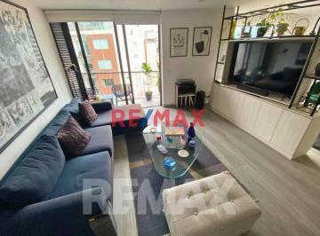 Departamento · 93m² · 2 Dormitorios · 1 Estacionamiento · Vive Miraflores con Modernidad, Luz y Confort / 93 m² + Cochera + Deposito