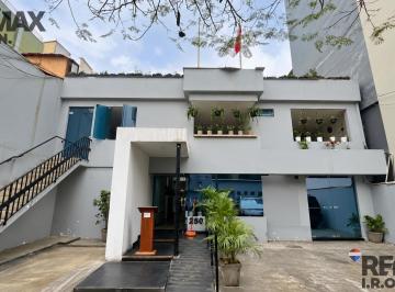 Casa · 387m² · 3 Dormitorios · Casa en Venta con Uso Comercial en El Centro Financiero de San Isidro