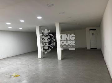Local comercial de 300 m² en alquiler en San Juan de LuriganchoAmplio local come · Local Comercial de 300 m² en Alquiler en Sjl