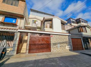 Departamento de 3 habitaciones, Lima · Se Vende Departamento + Azotea en San Juan de Miraflores