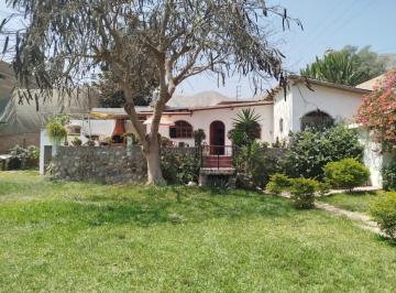 Casa · 2 Dormitorios · Casa Como Terreno en Cieneguilla