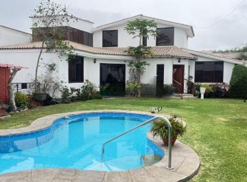 Casa de 3 habitaciones, Lima · Condominio con Piscina Casa Alquiler