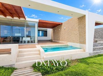Casa · 408m² · 4 Dormitorios · 2 Estacionamientos · Casa en Venta Playa Gaviotas Panam. Sur Km 100 Casa Esquina O5 Amplia Área Social