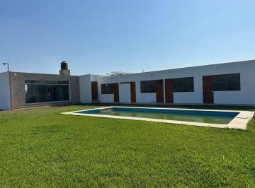 Casa de campo de 4 habitaciones, Ferreñafe · Vendo Casa de Campo + Ha de Terreno