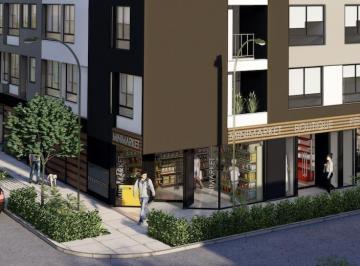Local comercial · 100m² · Local Comercial Puerta a Calle en Primer Piso de 100 m² Cerca a Estación