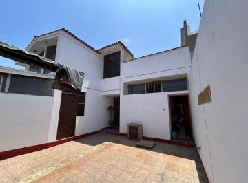 Casa de 6 habitaciones, Lima · Casa con Piscina en San Borja 300 m² – Cerca a La Rambla