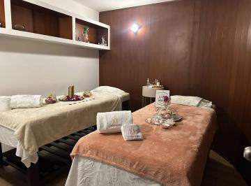 Local comercial · 600m² · 1 Estacionamiento · Oportunidad de Inversión Spa Totalmente Implementado en Venta