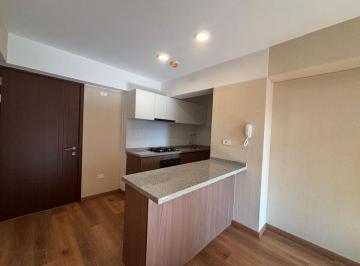 Departamento de 3 habitaciones, Lima · Alquiler, Sin Muebles, Tres Dorm., un Estacionamiento.