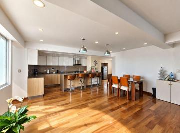 Departamento de 6 habitaciones, Lima · Dúplex de 249 m² El Único con Ese Tamaño en La Zona de Santa Catalina