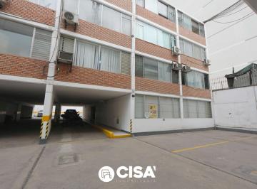 Oficina comercial · 84m² · 1 Estacionamiento · Oficina en Venta en San Isidro Frente a Real Plaza Salaverry | 84 m²