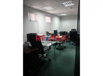 Oficina comercial , Lima · Oficina Amoblada en Alquiler de 107 m² en Santa Beatriz, con Estacionamiento