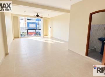 Local comercial · 216m² · Vendo Local Comercial 3 Pisos | a 3 Cdras de La Plaza de Armas de Tarapoto