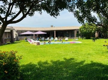 Casa · 520m² · 8 Dormitorios · 8 Estacionamientos · Casa en Quilmaná - Condominio El Sueño