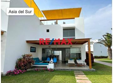 Casa · 148m² · 4 Dormitorios · 2 Estacionamientos · Semana Santa - Alquiler de Casa de Playa en Condominio Asia del Sur Km 108